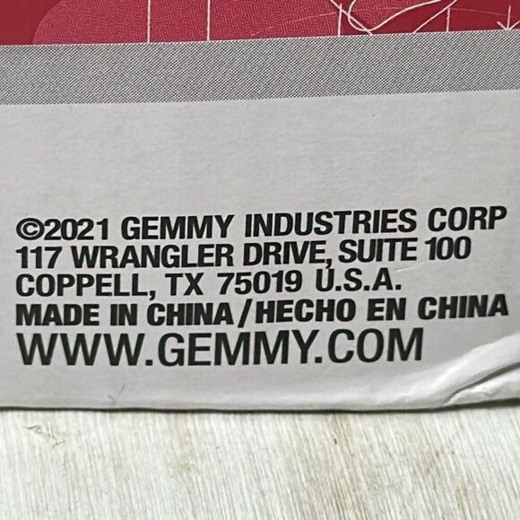 Gemmy Airblown LED Minions Dave the Elf 3.5 ft. Inflatable - Picture 3 of 4